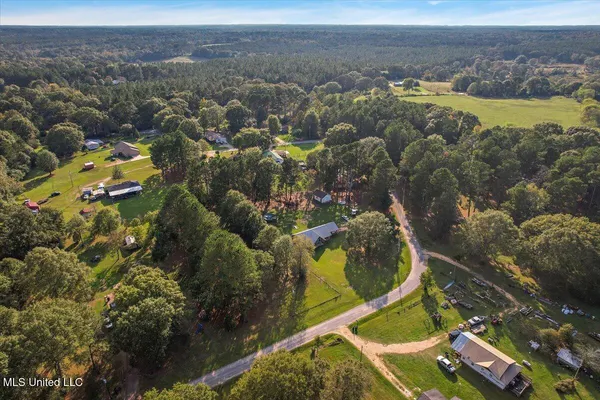 $215,000 | 147 Wolverton Drive, Magee, MS 39111