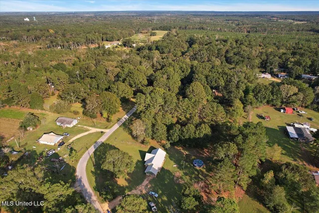 $215,000 | 147 Wolverton Drive, Magee, MS 39111