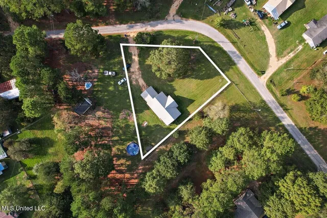 $215,000 | 147 Wolverton Drive, Magee, MS 39111