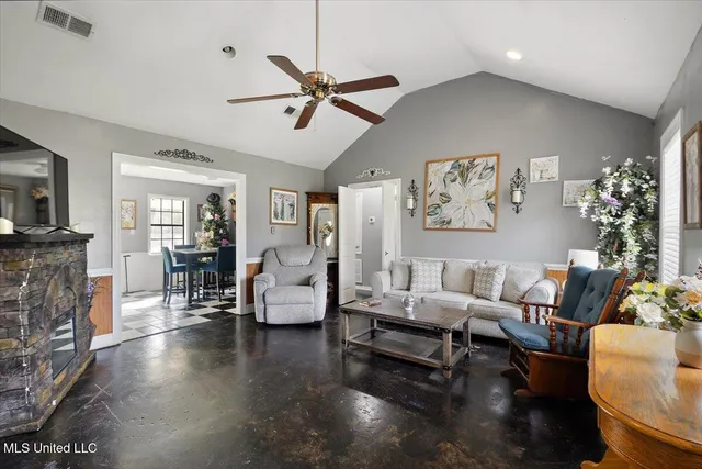 $215,000 | 147 Wolverton Drive, Magee, MS 39111