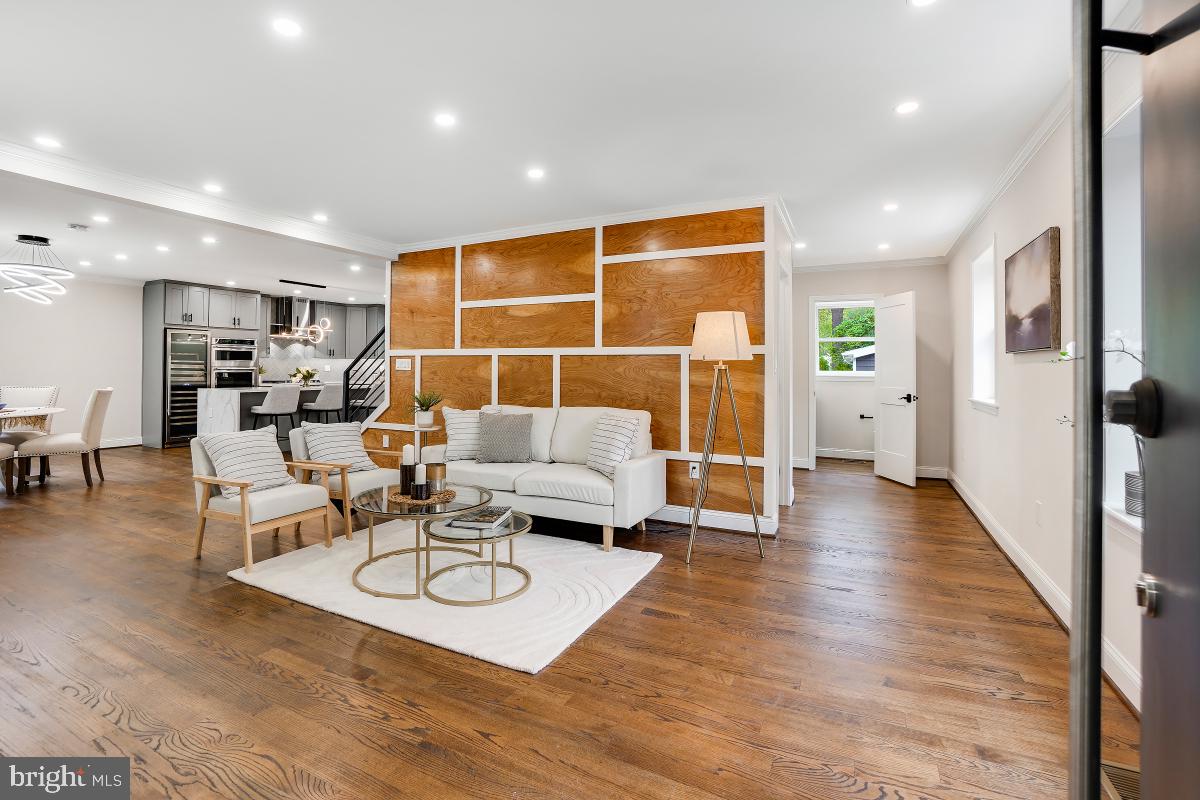 7508 Piney Branch Road Silver Spring, MD 20910 - Photo 5 of 44 Living room with Recessed Lighting and Focal Point