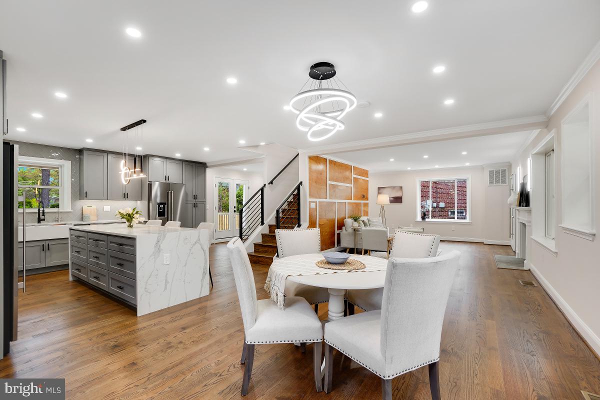 7508 Piney Branch Road Silver Spring, MD 20910 - Photo 6 of 44 Open Concept Living!