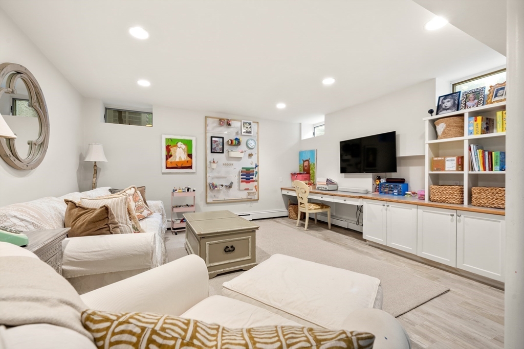 133 Abbott Road Wellesley, MA 02481 - Photo 32 of 42