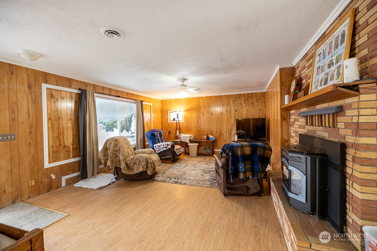 172 North Star Road Brewster, WA 98812 - Photo 3 of 31 Gallery Image 3