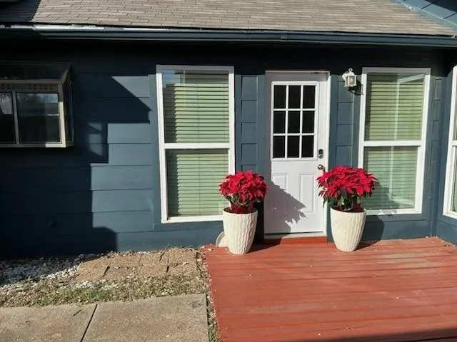 $2,300 | 1322 Maplewood Drive, Lewisville, TX 75067