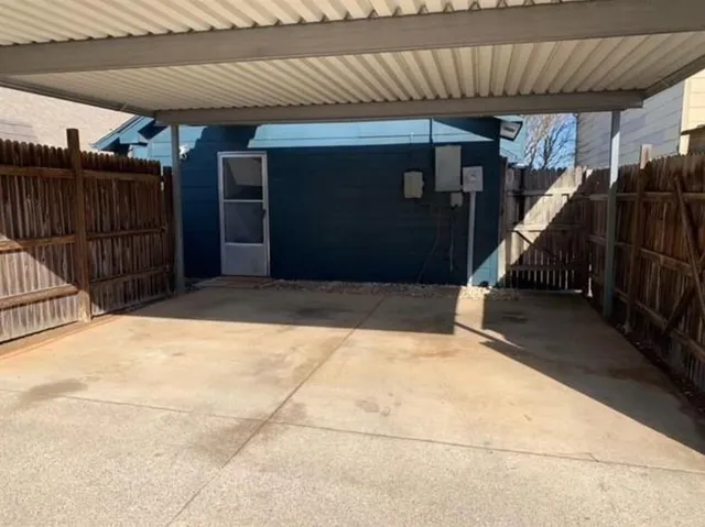 $2,300 | 1322 Maplewood Drive, Lewisville, TX 75067