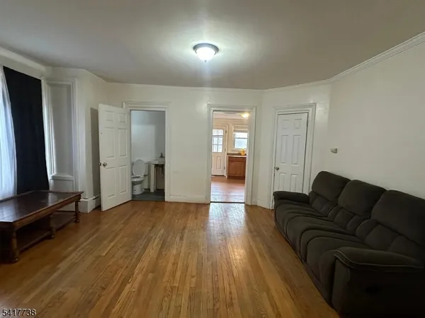 $1,800 | 41 Washington Place, Somerville, NJ 08876