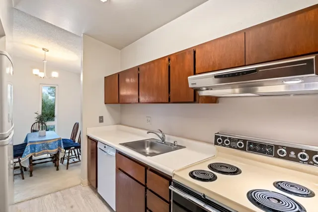 $545,000 | 4289 George Avenue, Unit 4, San Mateo, CA 94403