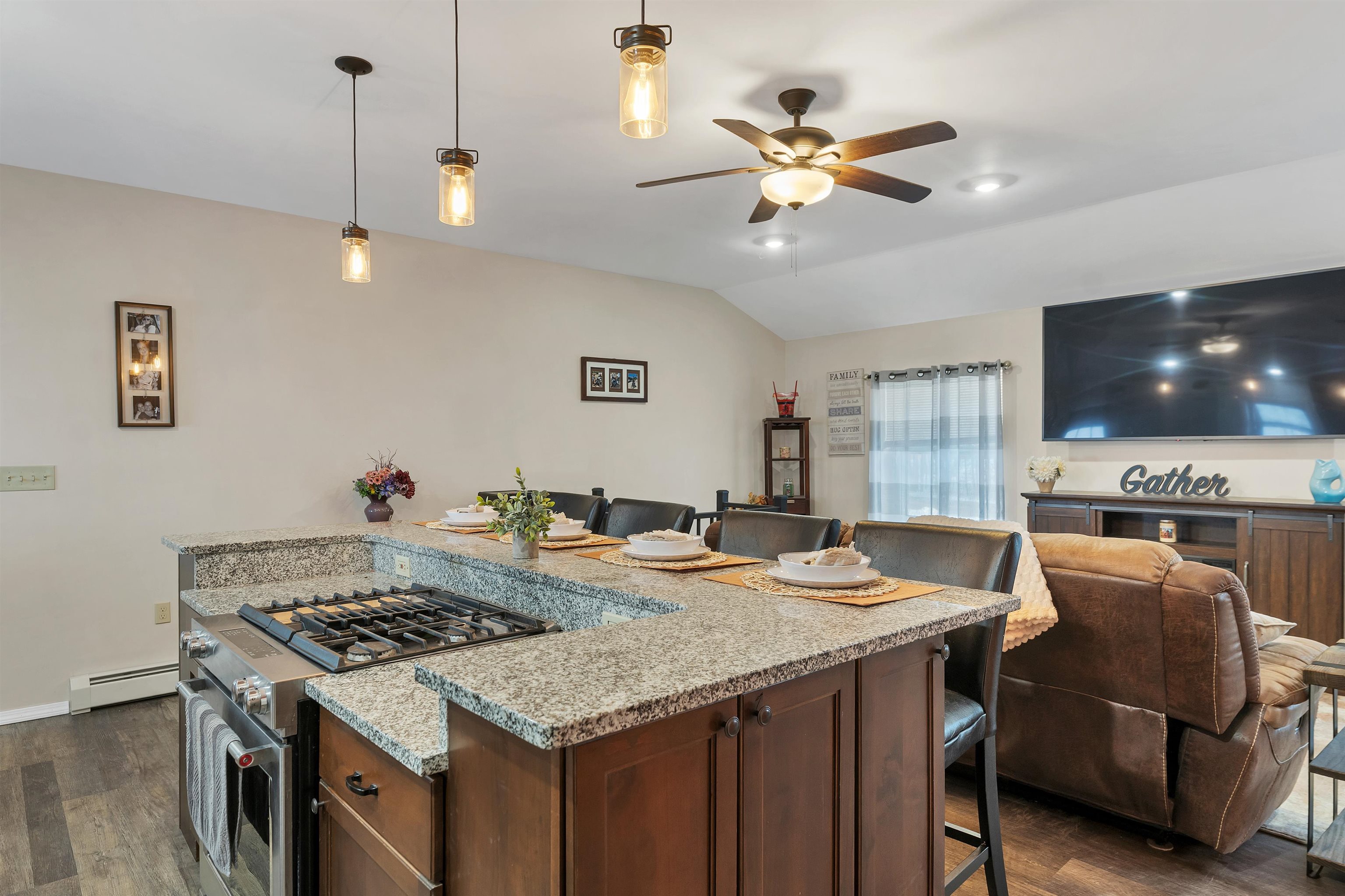 11 East Dunbarton Road Goffstown, NH 03045 - Photo 14 of 31