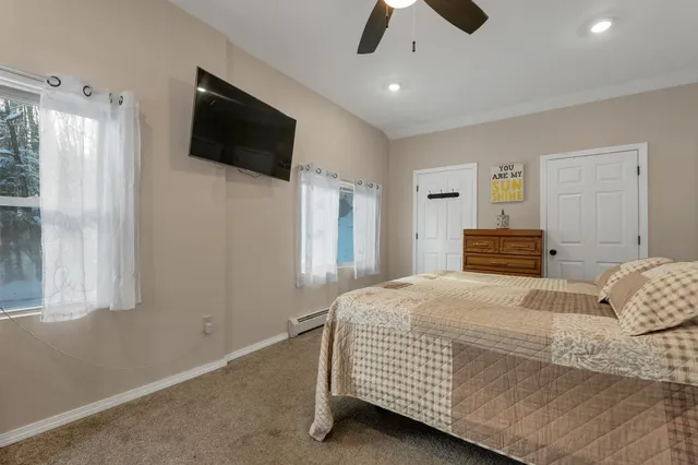 $450,000 | 11 East Dunbarton Road, Goffstown, NH 03045