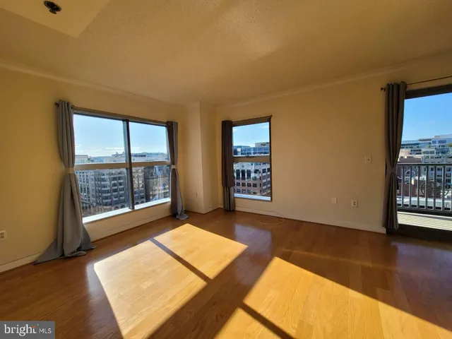 $3,800 | 777 7th Street Northwest, Unit 1126, Washington, DC 20001