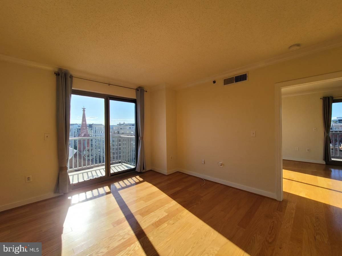 777 7th Street Northwest, Unit 1126 Washington, DC 20001 - Photo 3 of 45