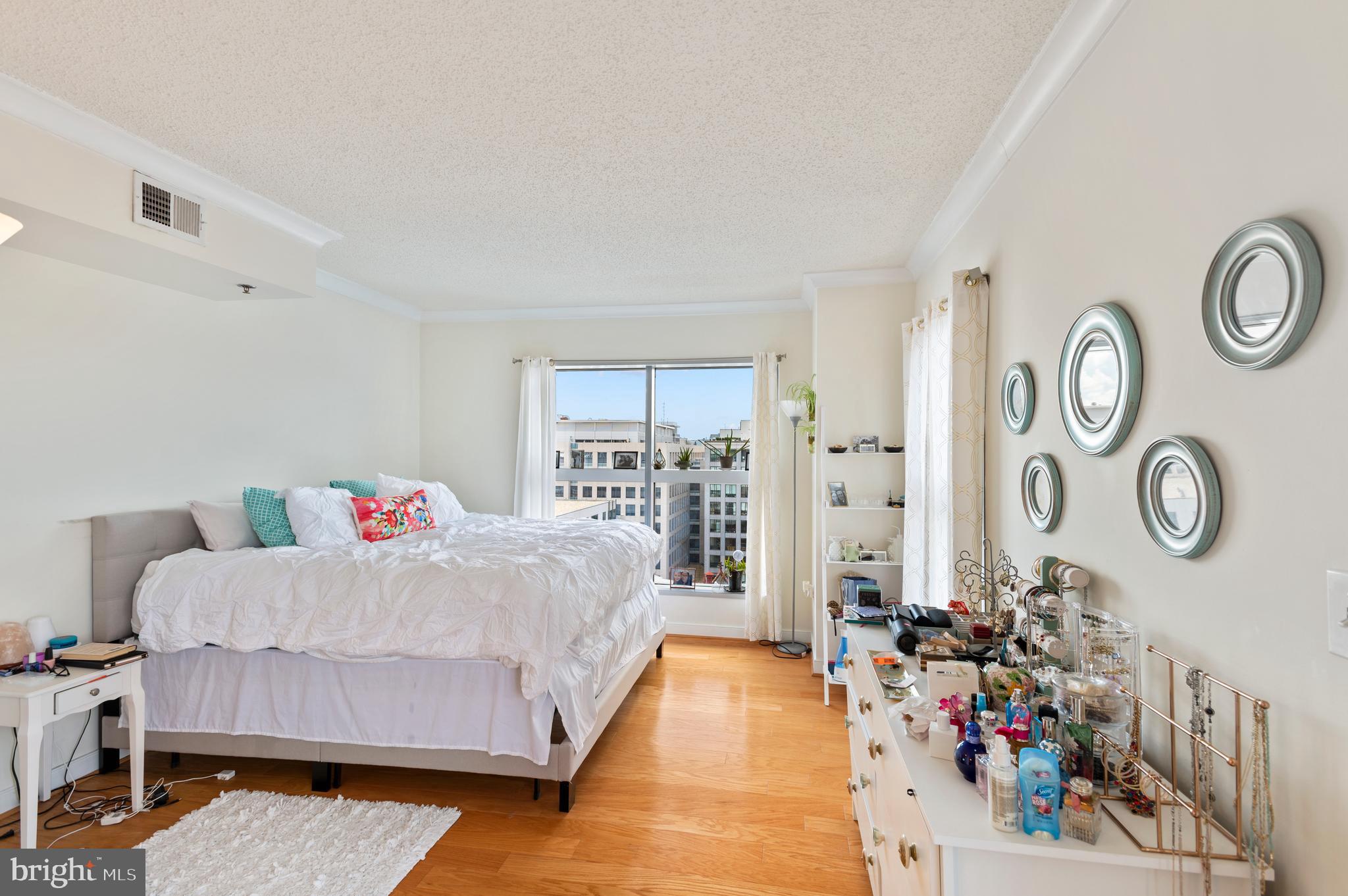 777 7th Street Northwest, Unit 1126 Washington, DC 20001 - Photo 8 of 45