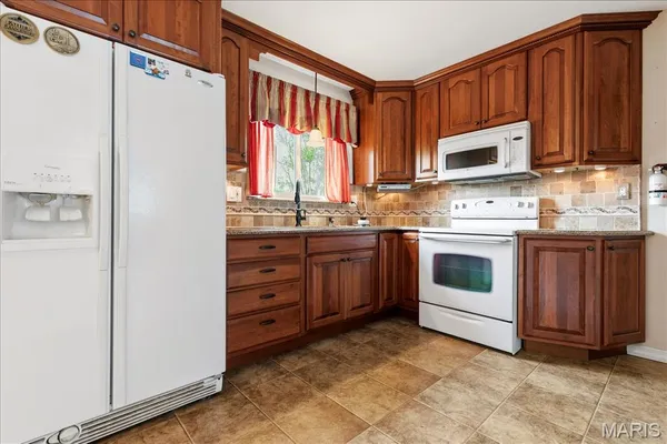 $240,000 | 910 Center Street, Warrenton, MO 63383