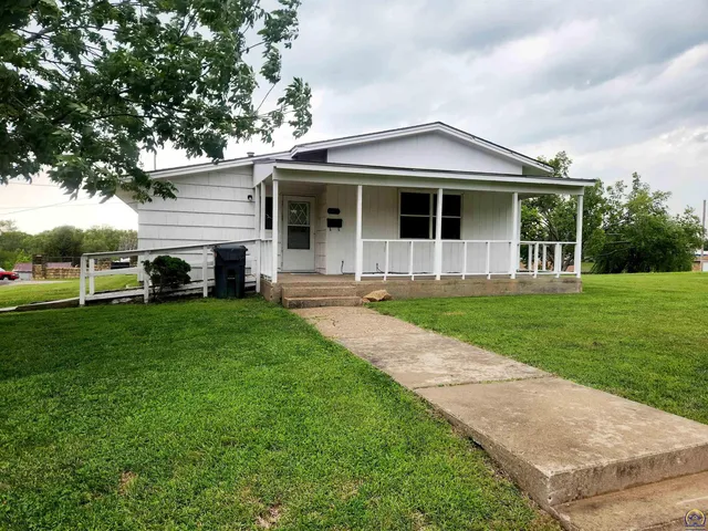 $100,000 | 605 Central Avenue, Horton, KS 66439