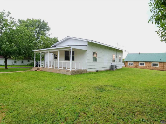 $100,000 | 605 Central Avenue, Horton, KS 66439