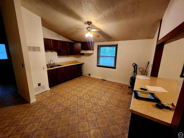 $100,000 | 605 Central Avenue, Horton, KS 66439