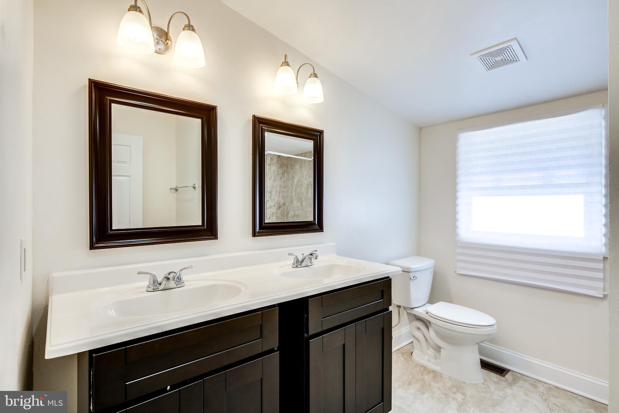 4727 Three Oaks Road Pikesville, MD 21208 - Photo 9 of 33 Gorgeous Bath