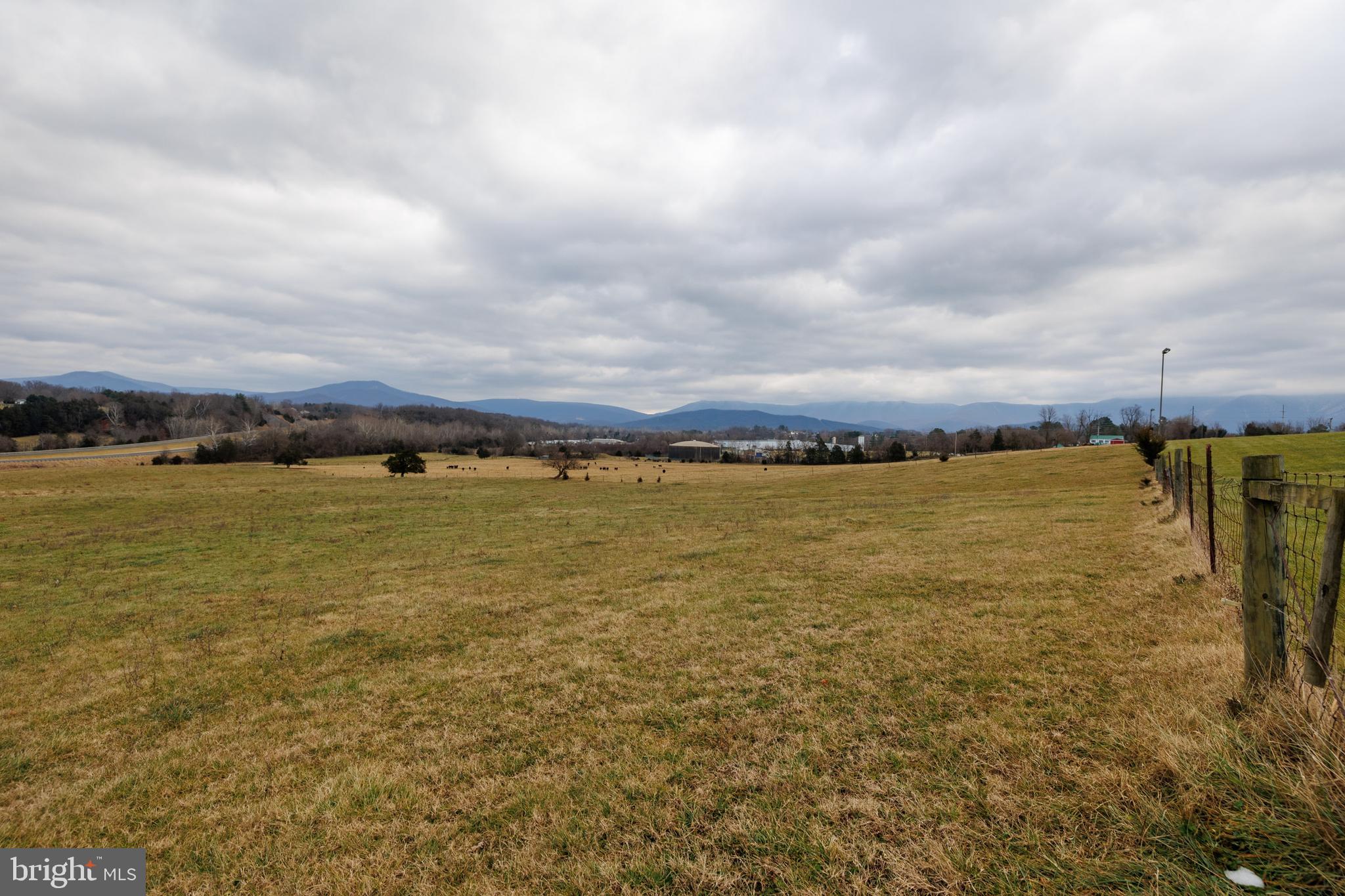 Collins Avenue Luray, VA 22835 - Photo 18 of 21 a view of an ocean