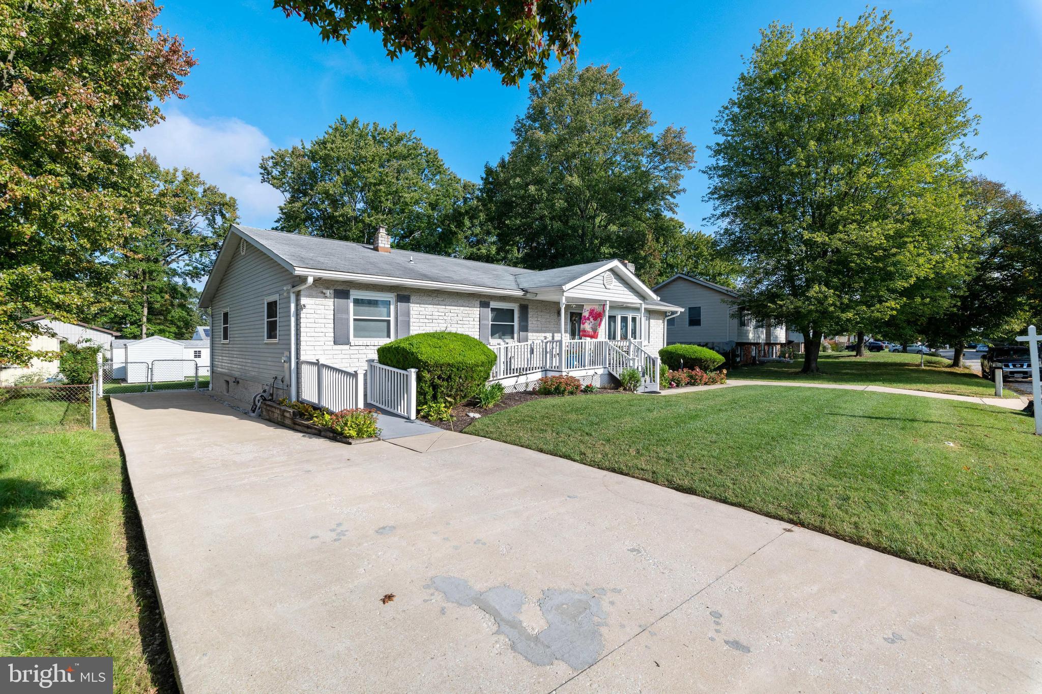 2012 Birch Road Baltimore, MD 21221 - Photo 3 of 44