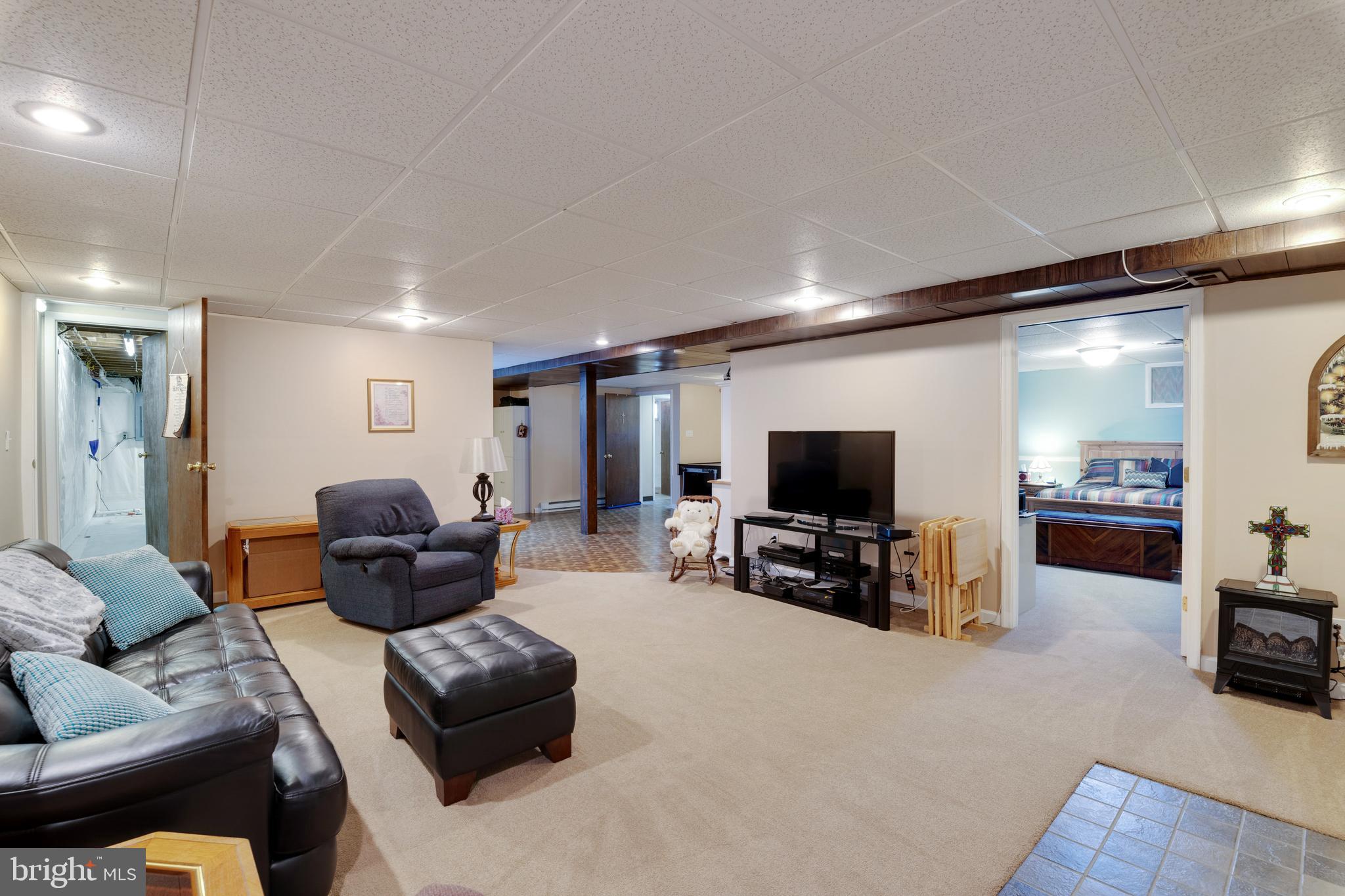 2012 Birch Road Baltimore, MD 21221 - Photo 32 of 44