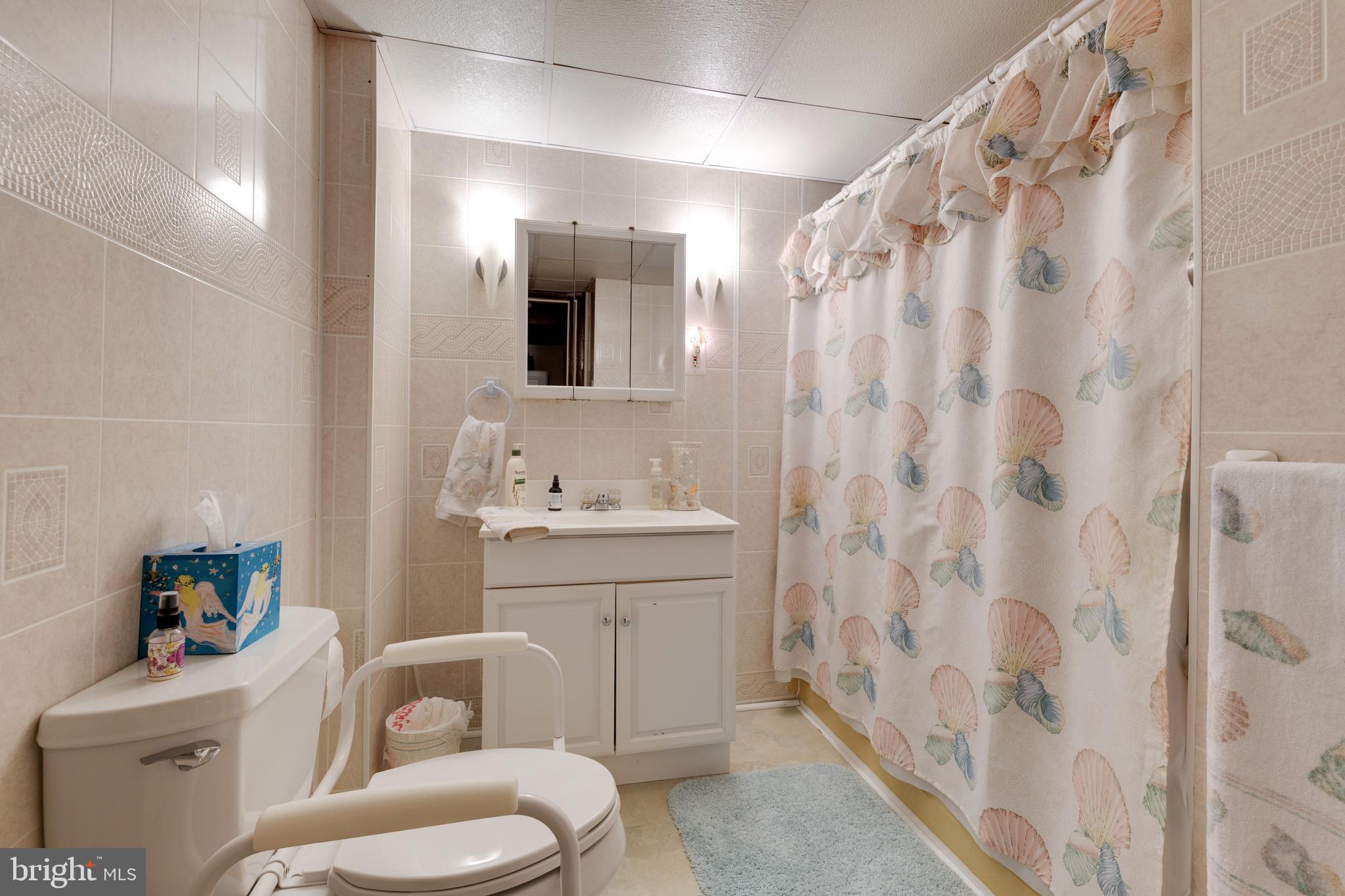 2012 Birch Road Baltimore, MD 21221 - Photo 36 of 44