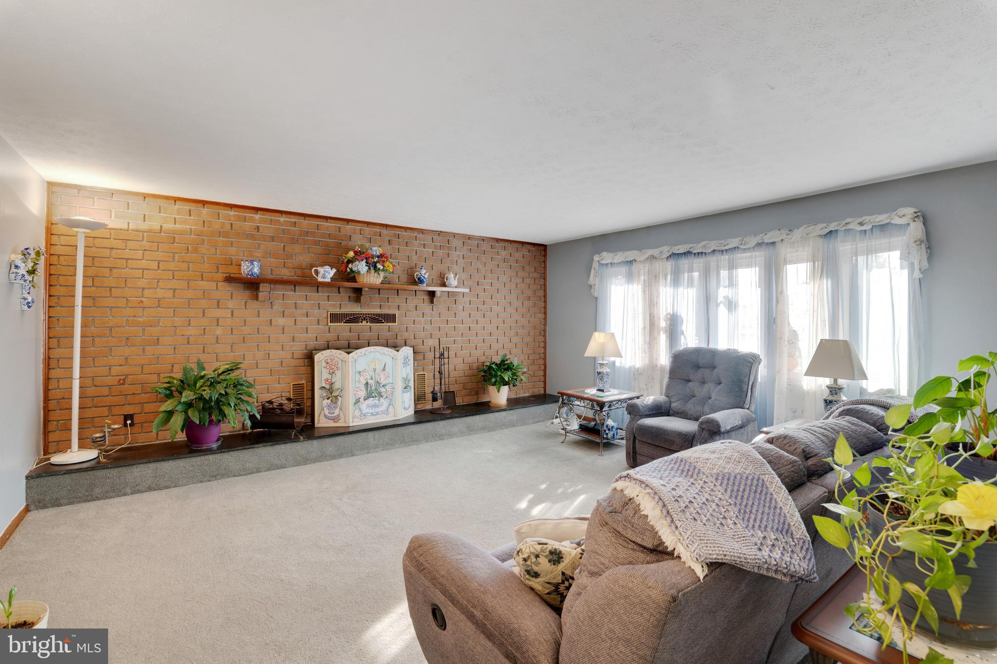 2012 Birch Road Baltimore, MD 21221 - Photo 5 of 44