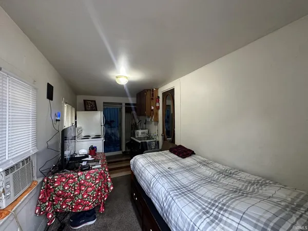 $212,000 | 218 North 4th Avenue, Evansville, IN 47710