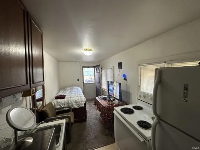 $409,900 | 218 North 4th Avenue, Evansville, IN 47710