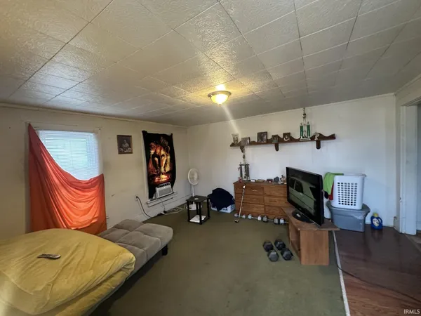 $212,000 | 218 North 4th Avenue, Evansville, IN 47710