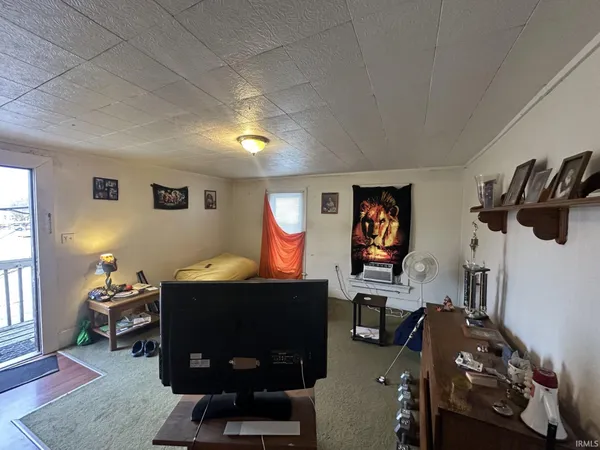 $212,000 | 218 North 4th Avenue, Evansville, IN 47710