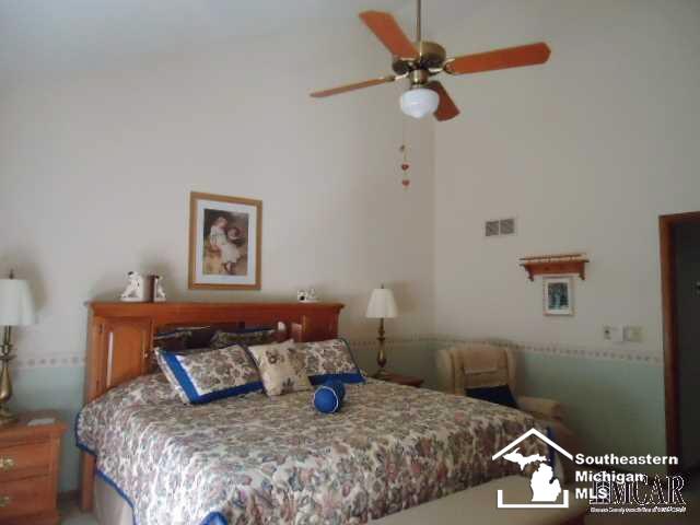8560 Jackman Road Temperance, MI 48182 - Photo 8 of 33