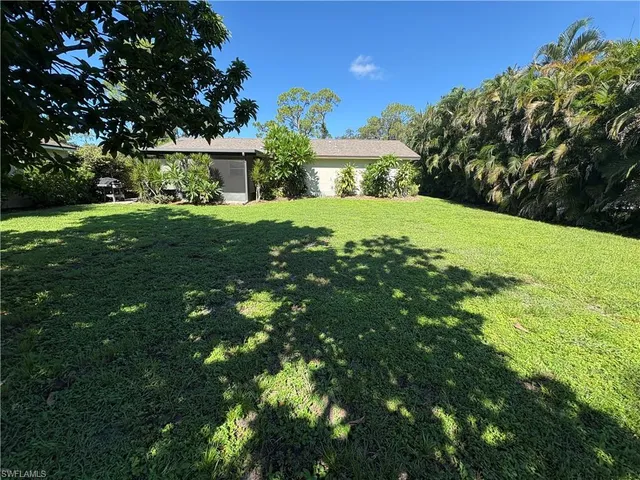 $3,200 | 203 Esther Street, Naples, FL 34104