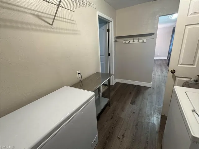 $3,200 | 203 Esther Street, Naples, FL 34104