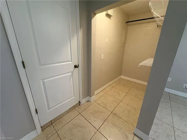 $3,200 | 203 Esther Street, Naples, FL 34104