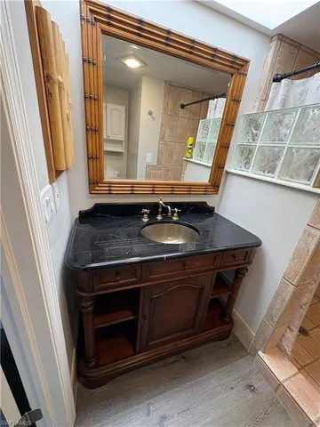 $3,200 | 203 Esther Street, Naples, FL 34104