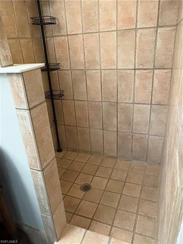 $3,200 | 203 Esther Street, Naples, FL 34104