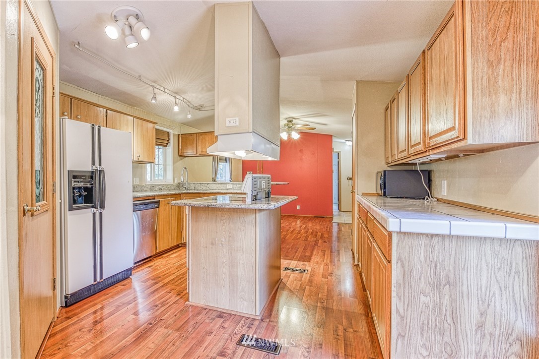 12948 Morris Road Southeast Yelm, WA 98597 - Photo 23 of 40 Gallery Image 23