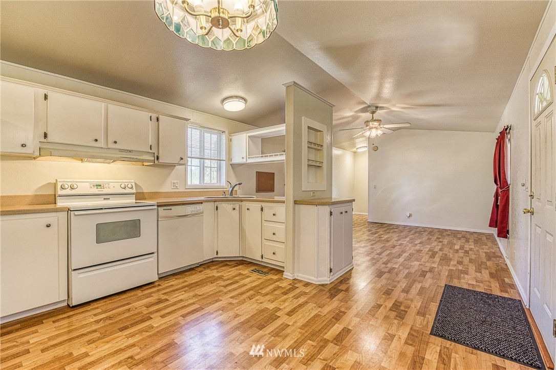 12948 Morris Road Southeast Yelm, WA 98597 - Photo 8 of 40 Gallery Image 8