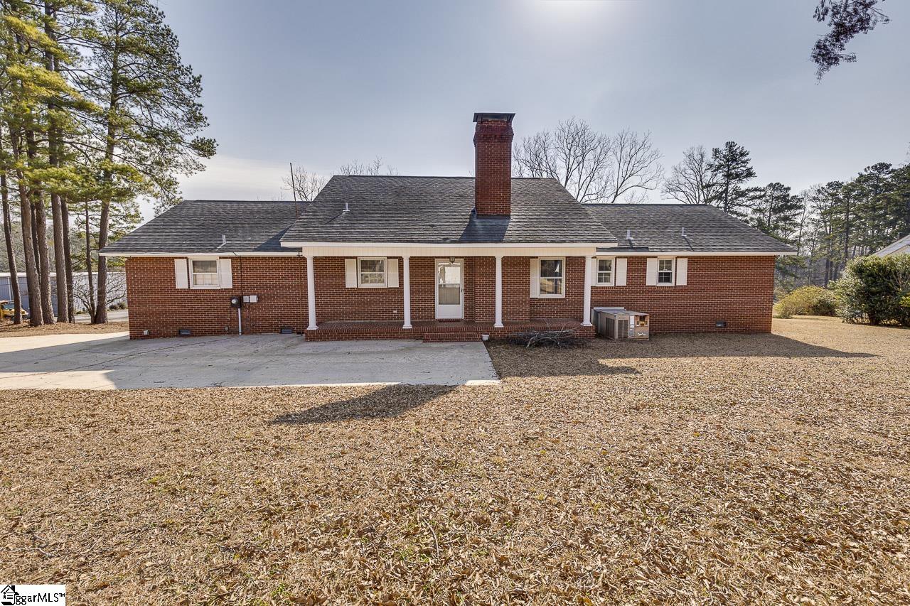 1608 Greenwood Road Laurens, SC 29360 - Photo 34 of 37 Gallery Image 34