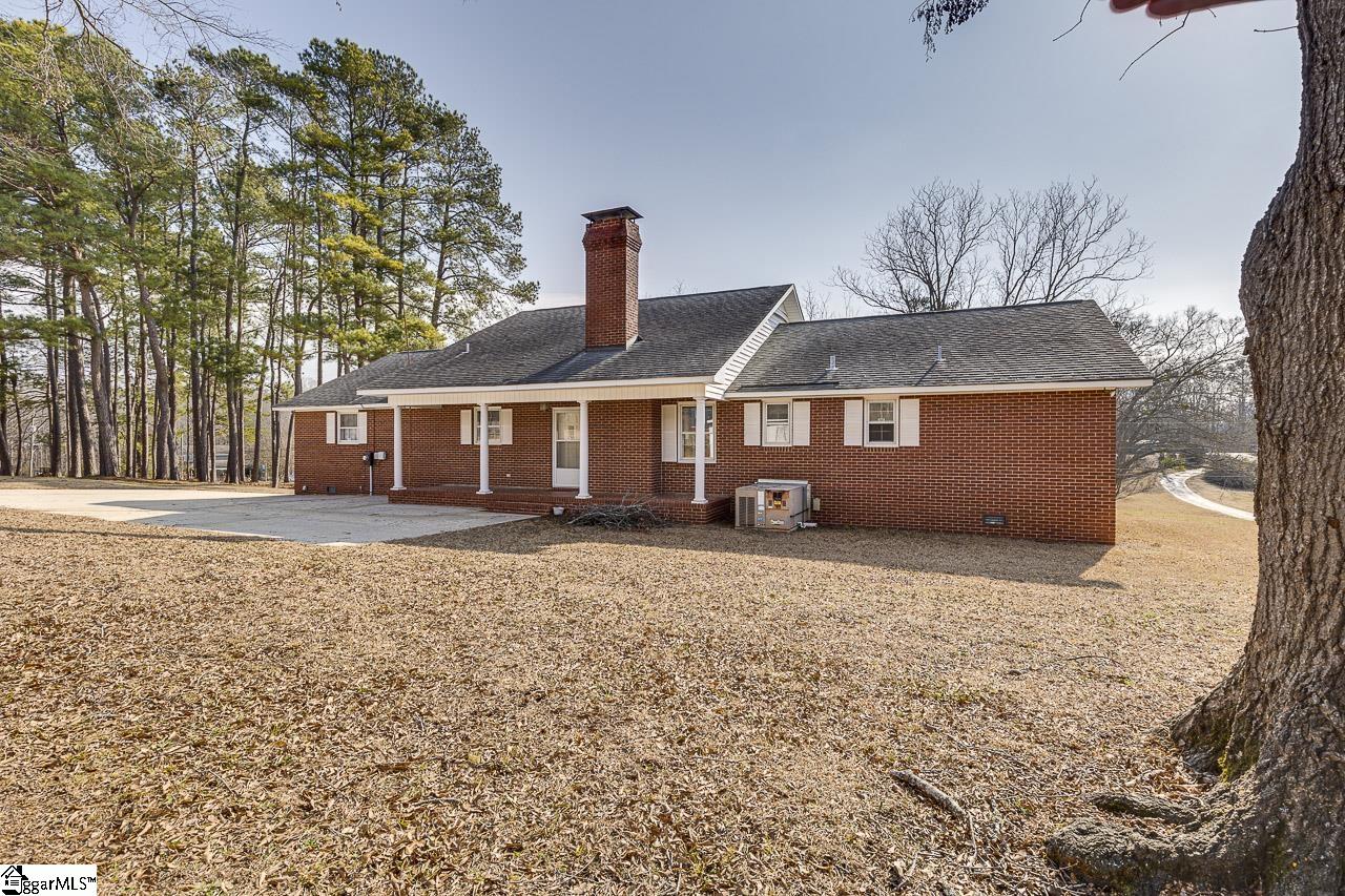 1608 Greenwood Road Laurens, SC 29360 - Photo 35 of 37 Gallery Image 35