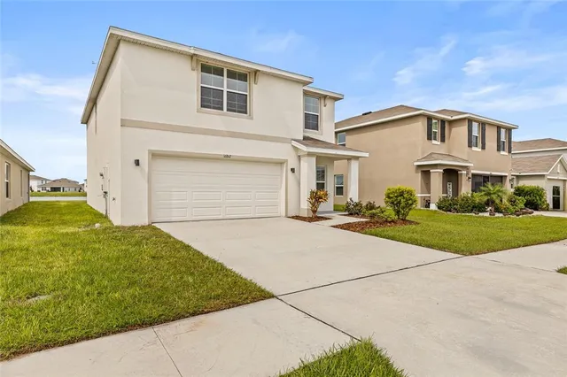 $2,325 | 16847 Delia Street, Wimauma, FL 33598