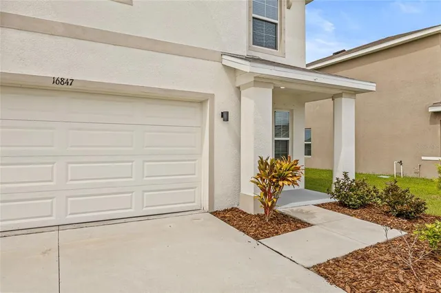 $2,325 | 16847 Delia Street, Wimauma, FL 33598