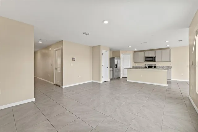 $2,325 | 16847 Delia Street, Wimauma, FL 33598