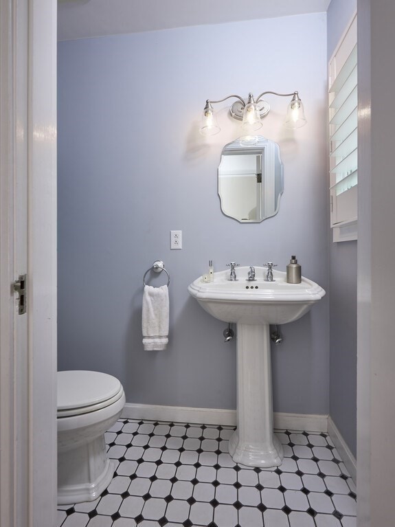 21 Otsego Road Worcester, MA 01609 - Photo 19 of 41 Gallery Image 19