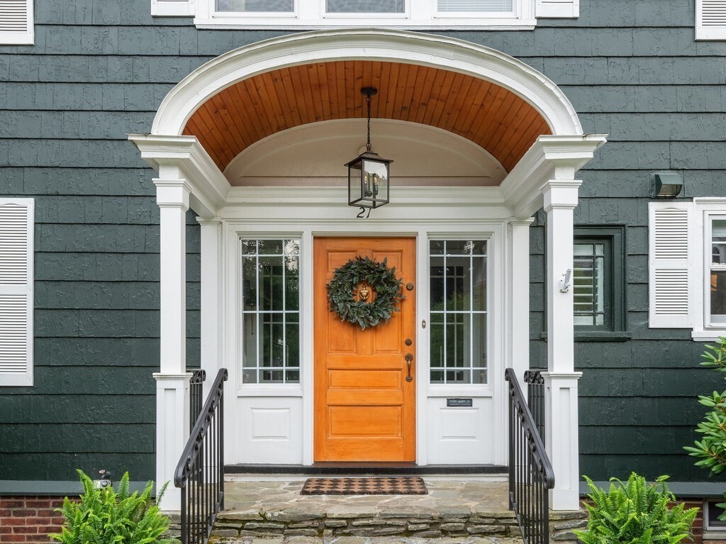 21 Otsego Road Worcester, MA 01609 - Photo 2 of 41 Gallery Image 2