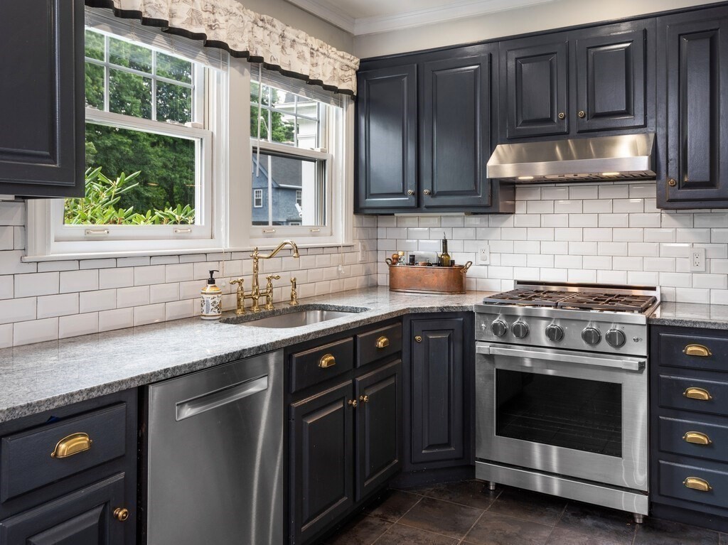 21 Otsego Road Worcester, MA 01609 - Photo 6 of 41 Gallery Image 6