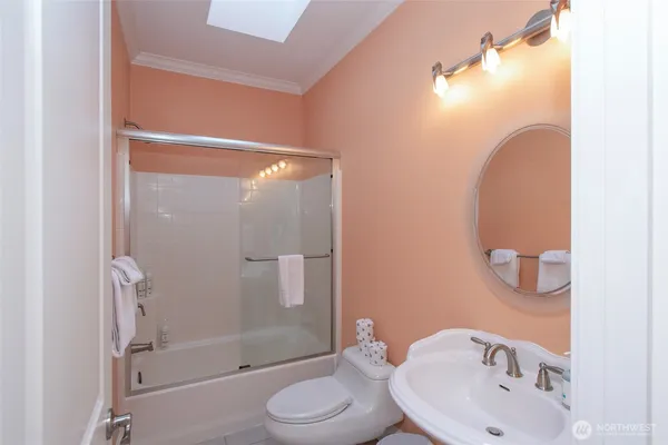 $1,100,000 | 233 Raintree Lane, Sequim, WA 98382