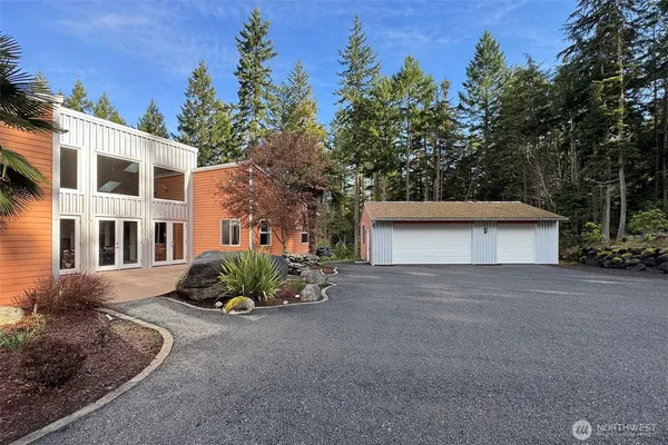 $1,100,000 | 233 Raintree Lane, Sequim, WA 98382