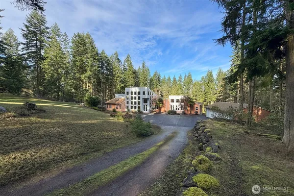 $1,100,000 | 233 Raintree Lane, Sequim, WA 98382